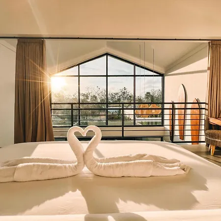 Loket Lofts Villa Uluwatu  Exterior photo